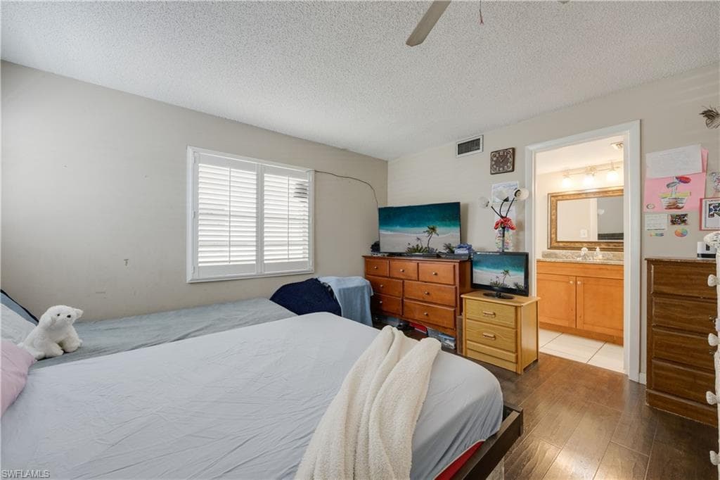 1400 Pompei Ln 43, Naples, FL 34103-30