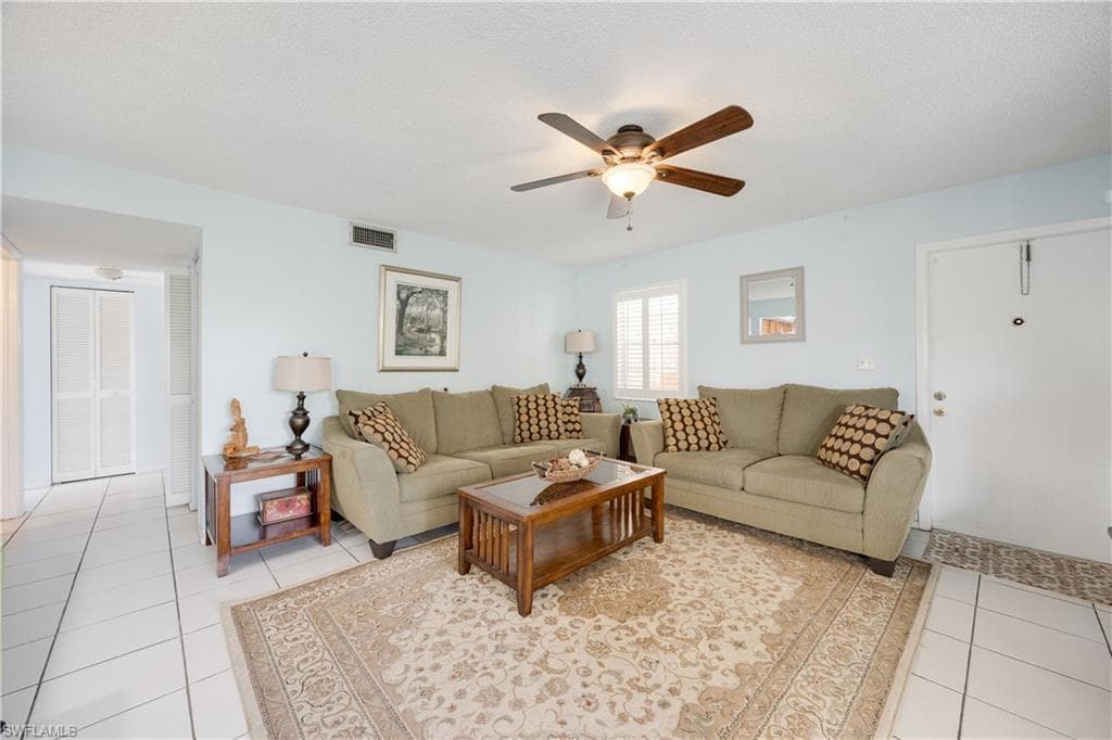 1400 Pompei Ln 43, Naples, FL 34103-7