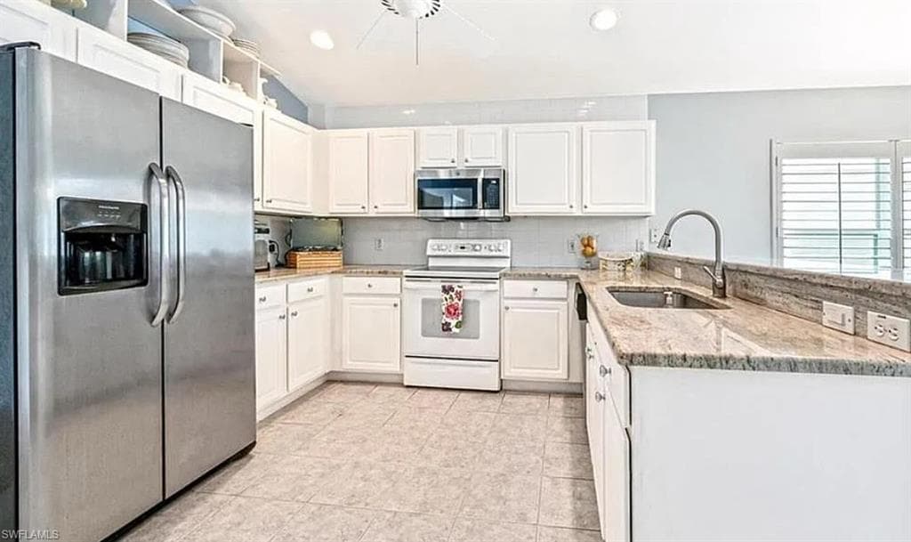 8439 Hollow Brook Cir, Naples, FL 34119-6