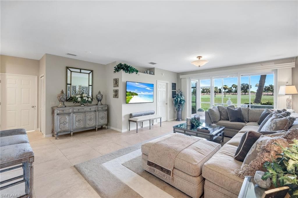 5924 Sand Wedge Ln 2002, Naples, FL 34110-9