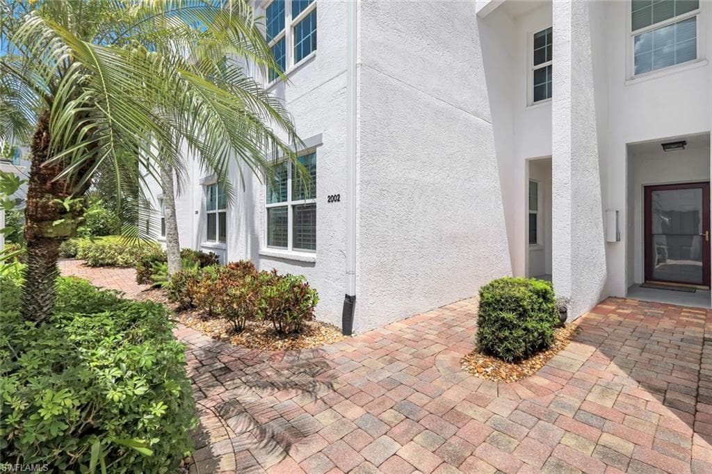 5924 Sand Wedge Ln 2002, Naples, FL 34110-4
