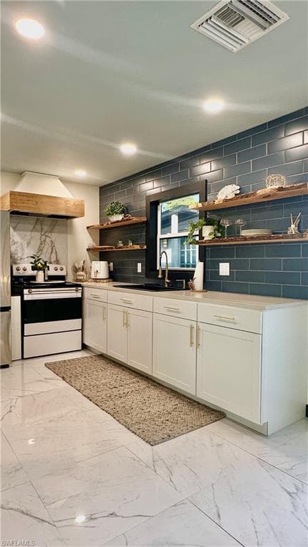 5426 26th Pl SW, Naples, FL 34116-4