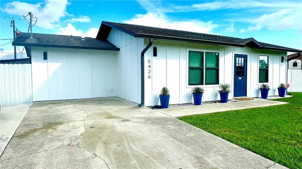 5426 26th Pl SW, Naples, FL 34116-7