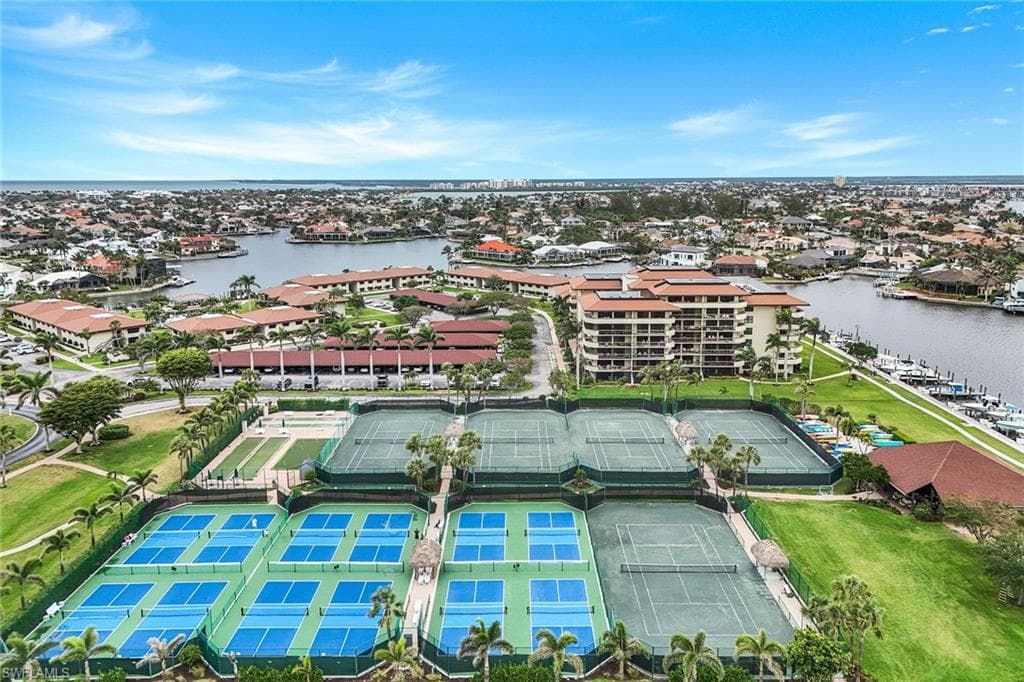 260 Seaview Ct 905, Marco Island, FL 34145-21