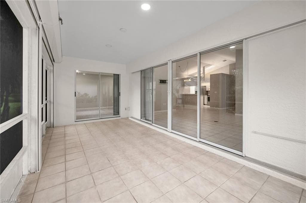 25490 Fairway Dunes Ct, Bonita Springs, FL 34135-32