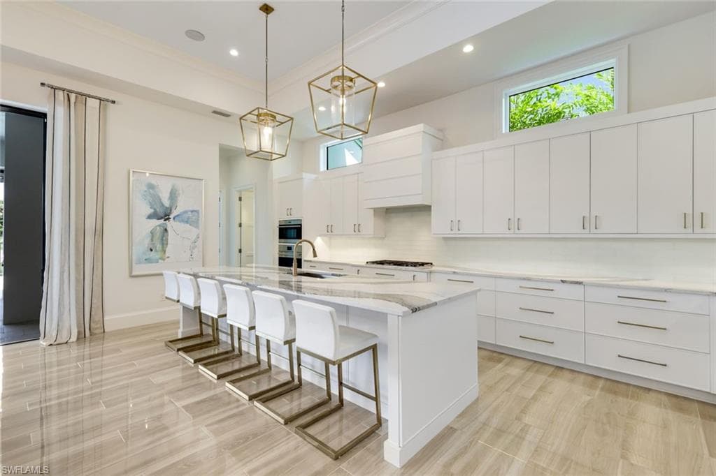 9937 Montiano Dr, Naples, FL 34113-6