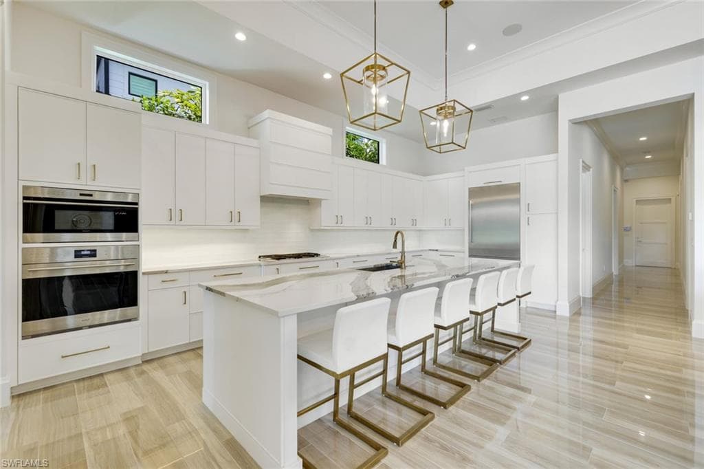 9937 Montiano Dr, Naples, FL 34113-7