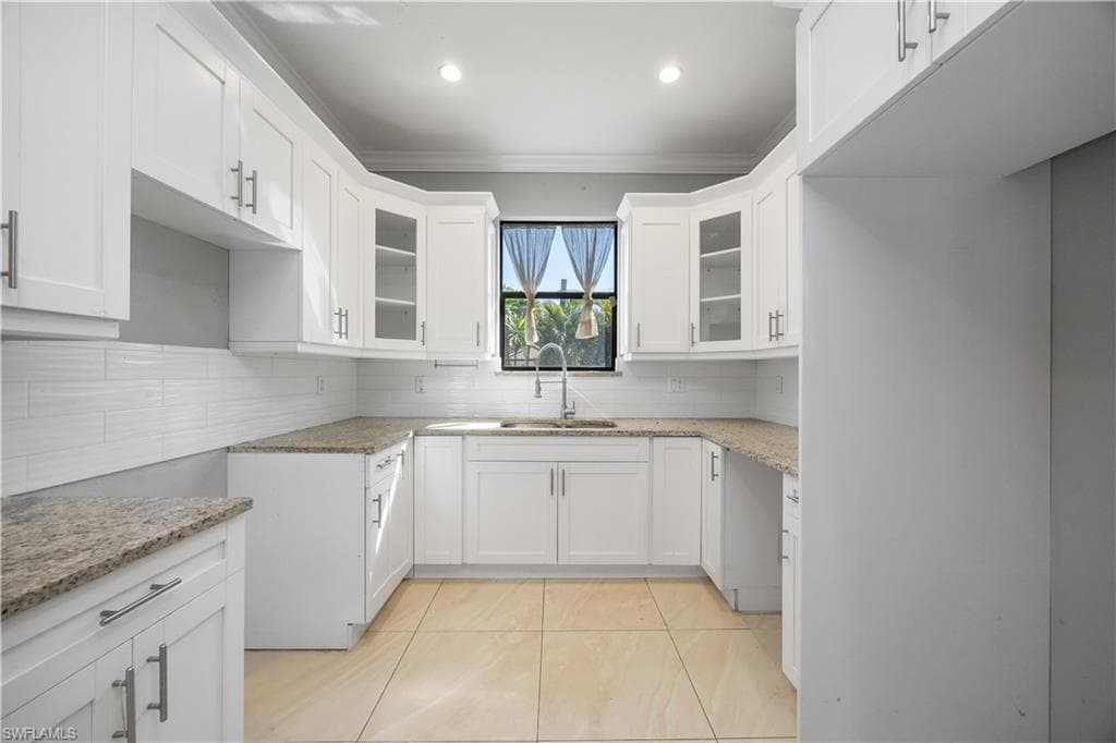 18389 Sunflower Rd, Fort Myers, FL 33967-9