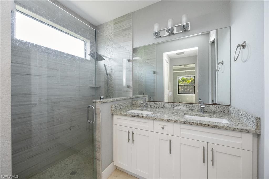 18389 Sunflower Rd, Fort Myers, FL 33967-14