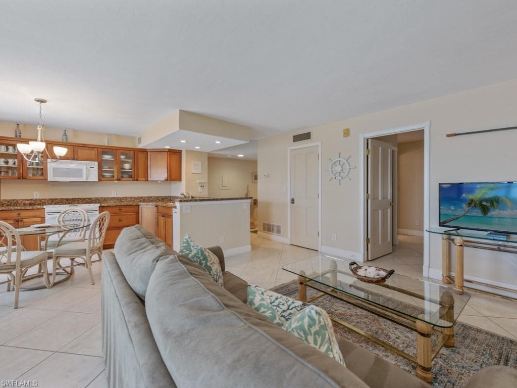 1085 Bald Eagle Dr A307, Marco Island, FL 34145-9