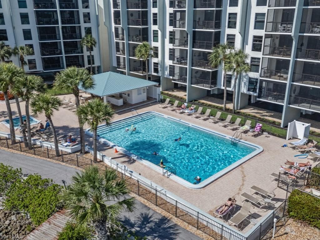 1085 Bald Eagle Dr A307, Marco Island, FL 34145-21