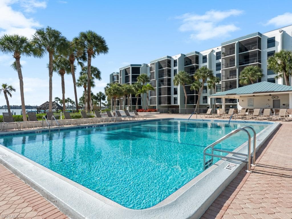 1085 Bald Eagle Dr A307, Marco Island, FL 34145-22