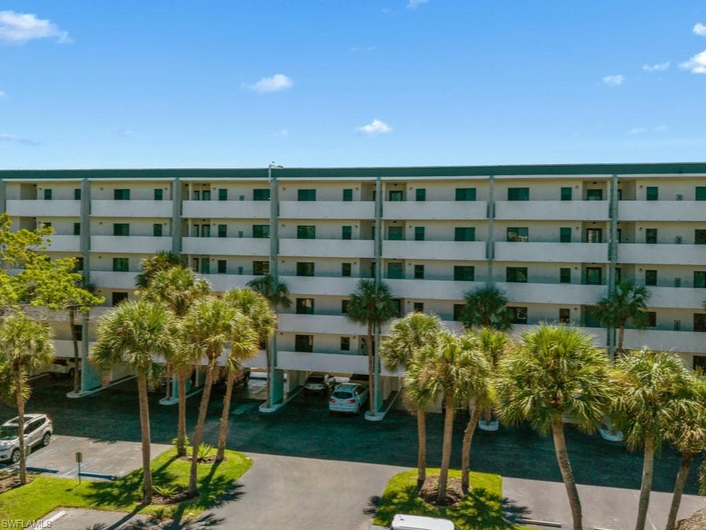 1085 Bald Eagle Dr A307, Marco Island, FL 34145-26
