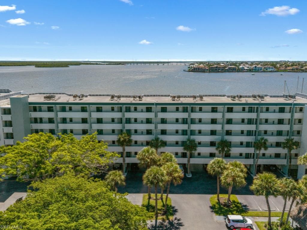 1085 Bald Eagle Dr A307, Marco Island, FL 34145-27