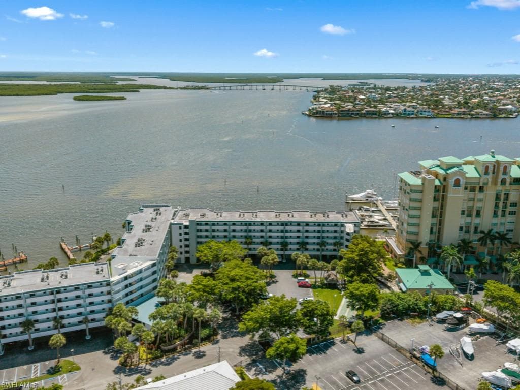 1085 Bald Eagle Dr A307, Marco Island, FL 34145-28