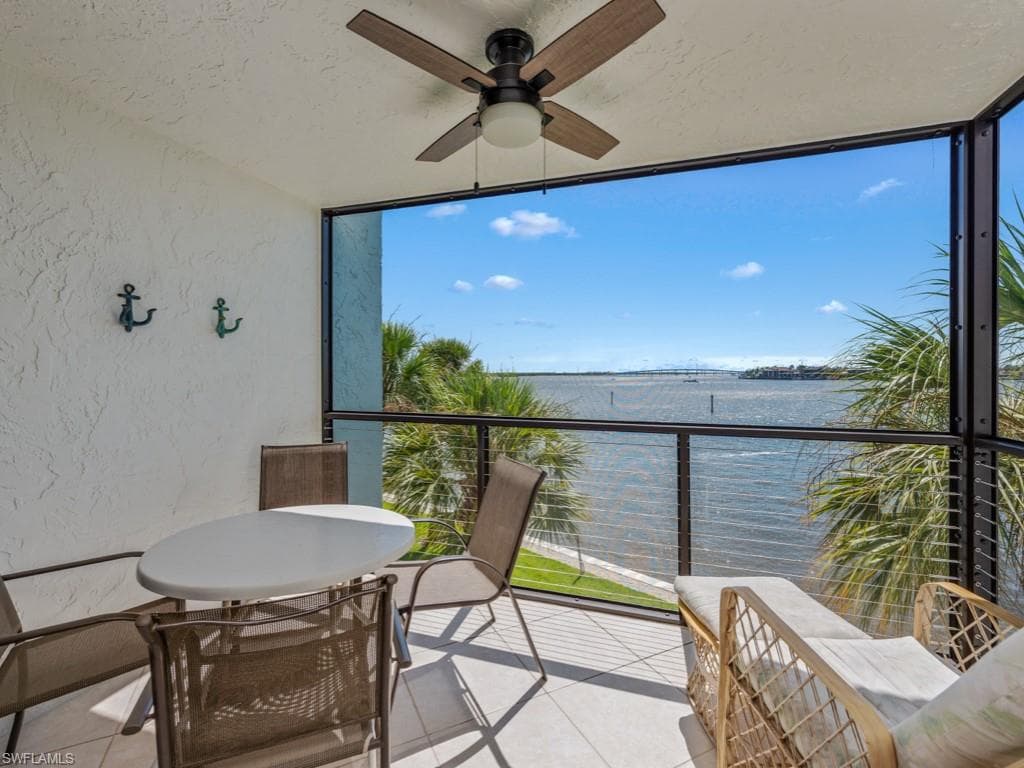 1085 Bald Eagle Dr A307, Marco Island, FL 34145-4