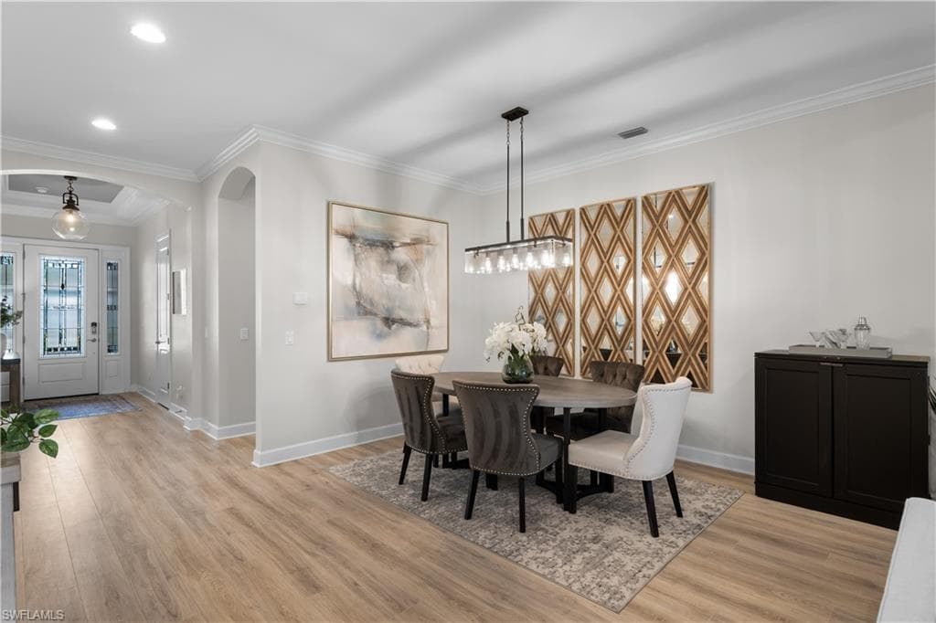 9405 Terresina Dr, Naples, FL 34119-14