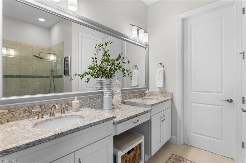 9405 Terresina Dr, Naples, FL 34119-19