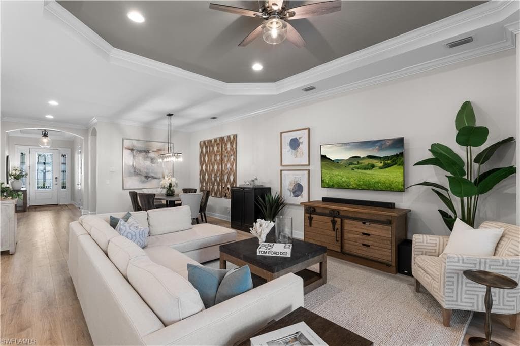 9405 Terresina Dr, Naples, FL 34119-8