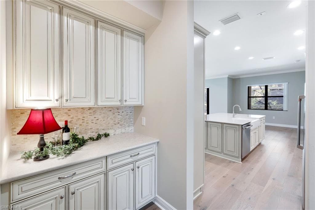 8360 Preserve Point Dr, Fort Myers, FL 33912-13