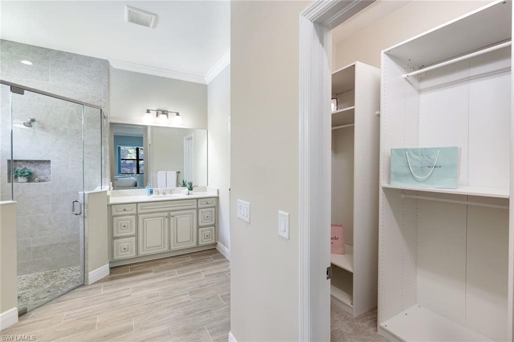 8360 Preserve Point Dr, Fort Myers, FL 33912-20