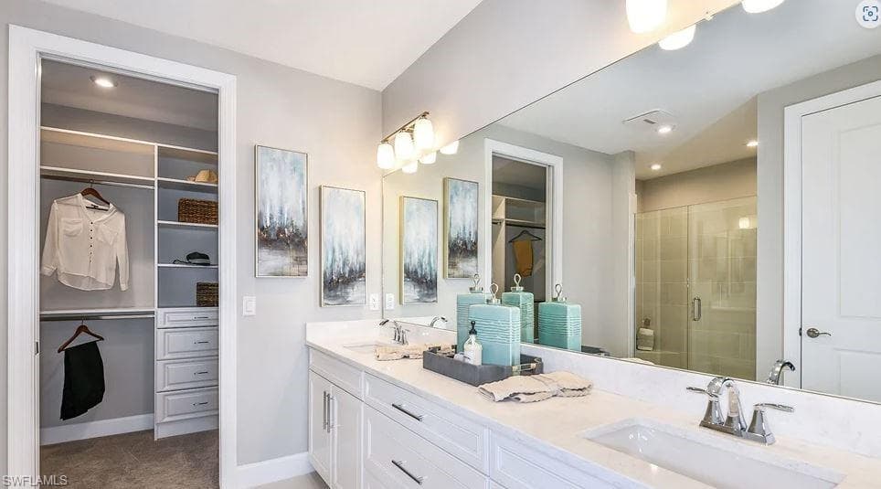 15323 Lucerna St 101, Naples, FL 34114-9