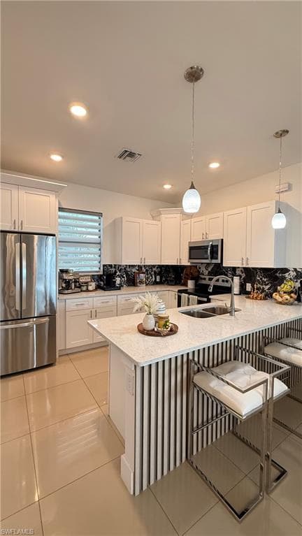 1925 15th Ter, Cape Coral, FL 33993-9