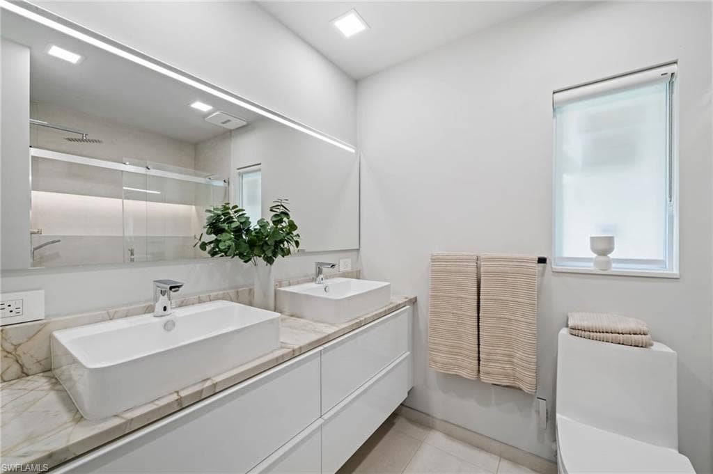 304 Nason Ln, Naples, FL 34112-25