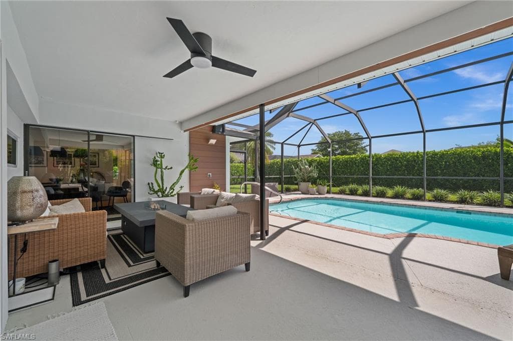304 Nason Ln, Naples, FL 34112-34