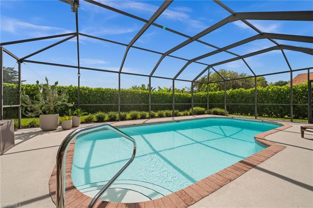 304 Nason Ln, Naples, FL 34112-35