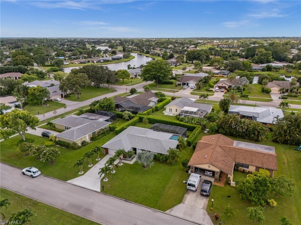 304 Nason Ln, Naples, FL 34112-42