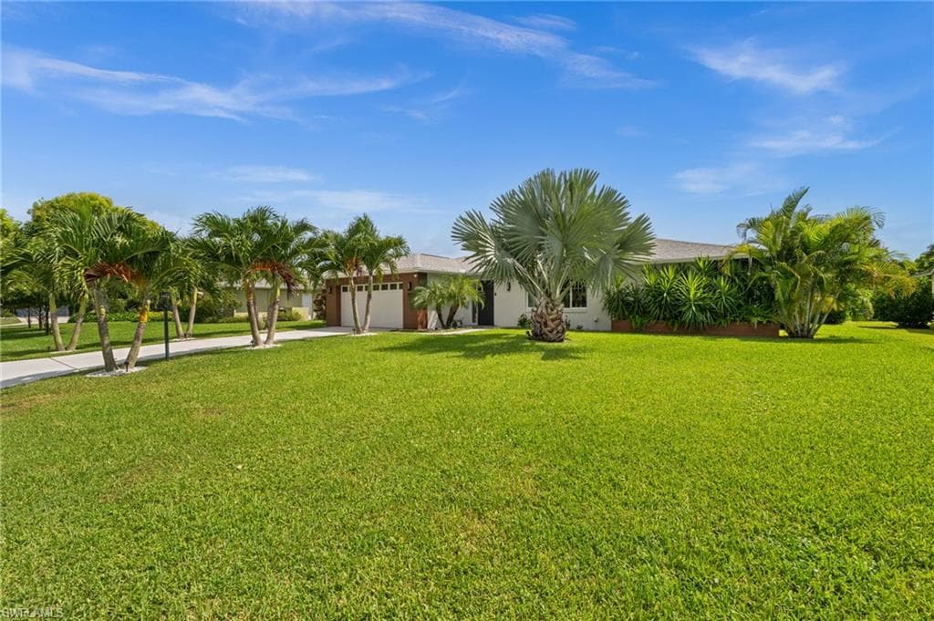 304 Nason Ln, Naples, FL 34112-45
