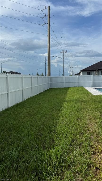 3 Tropicana Pkwy E, Cape Coral, FL 33909-32