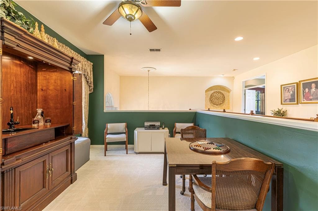 4763 Kittiwake Ct, Naples, FL 34119-18