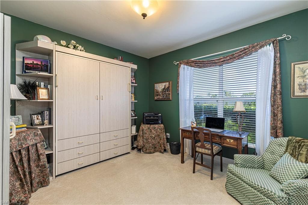 4763 Kittiwake Ct, Naples, FL 34119-19