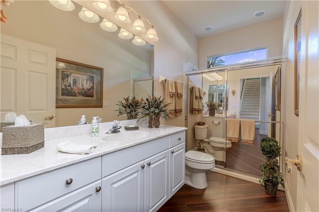 4763 Kittiwake Ct, Naples, FL 34119-20