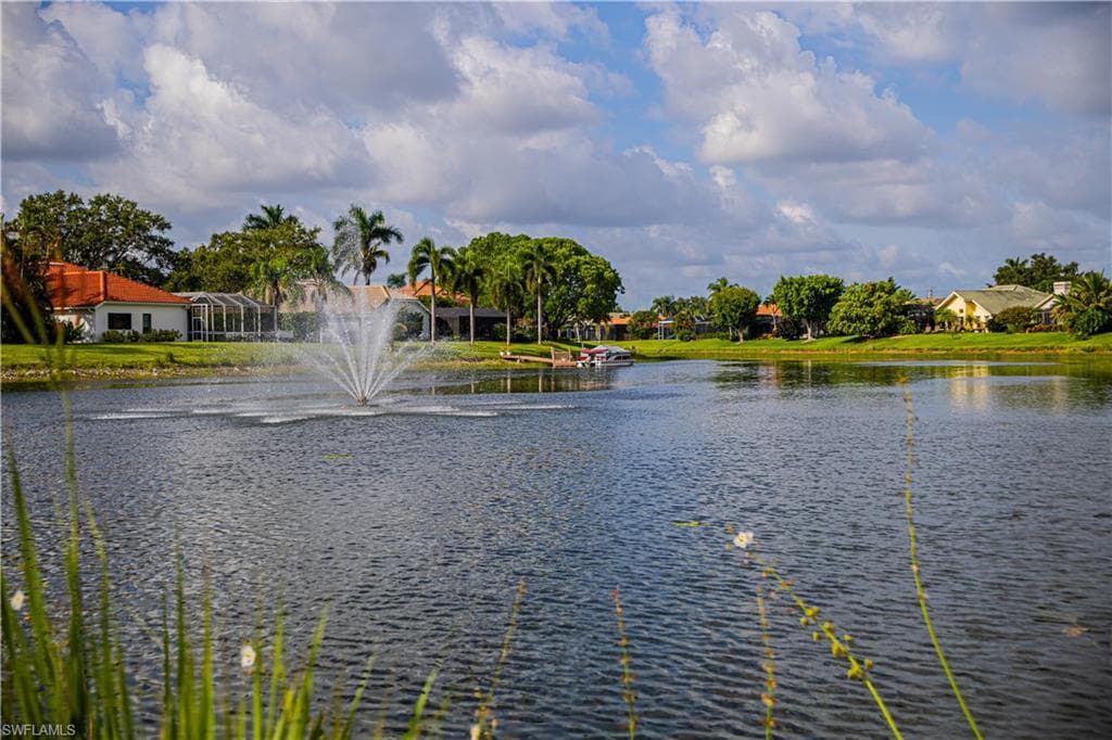4763 Kittiwake Ct, Naples, FL 34119-41