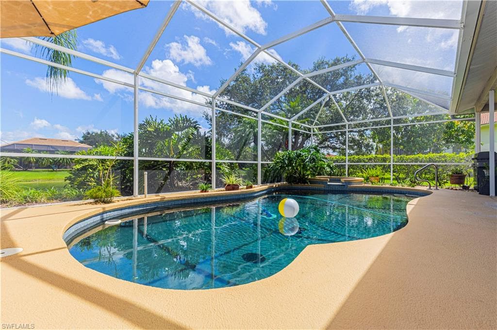 4763 Kittiwake Ct, Naples, FL 34119-5