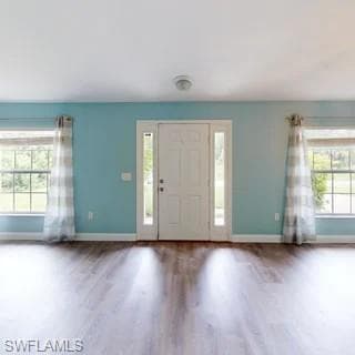 320 Laurel Ave, Lehigh Acres, FL 33974-9