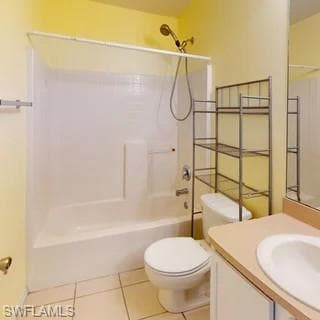 320 Laurel Ave, Lehigh Acres, FL 33974-3
