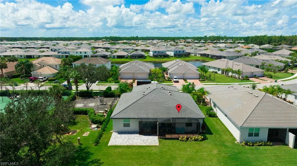2052 Vermont Ln, Naples, FL 34120-34