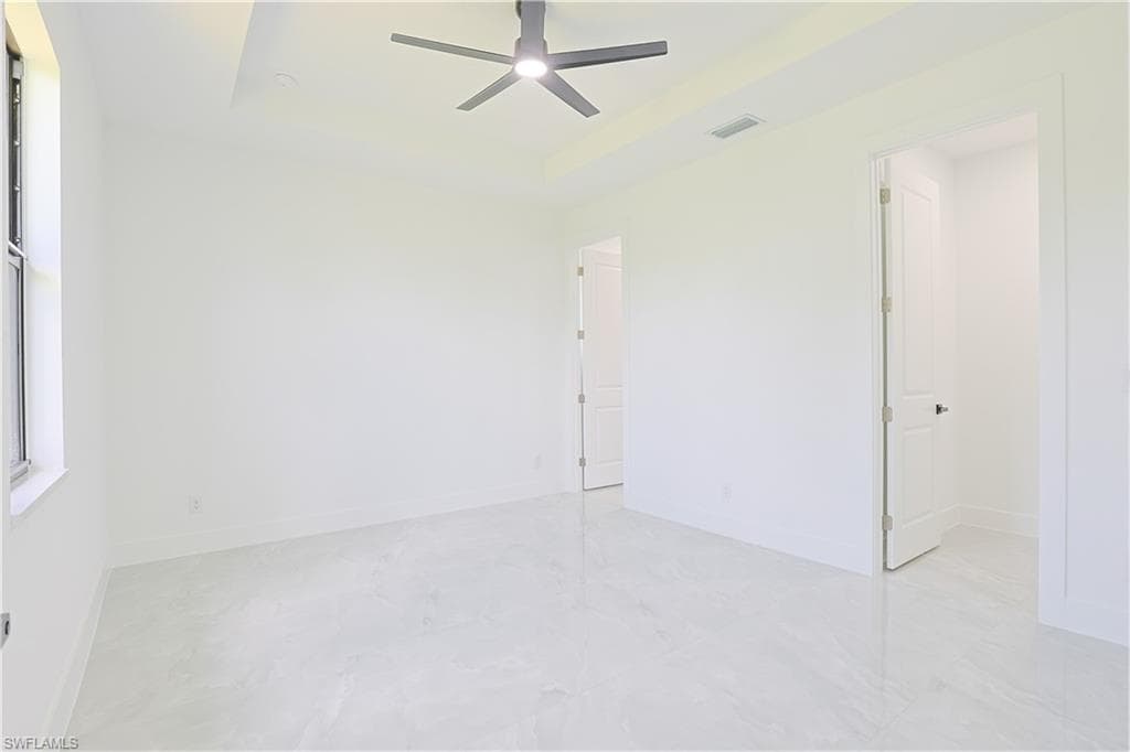843 Duplex St E, Lehigh Acres, FL 33974-10