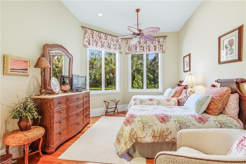 4457 Club Estates Dr, Naples, FL 34112-27
