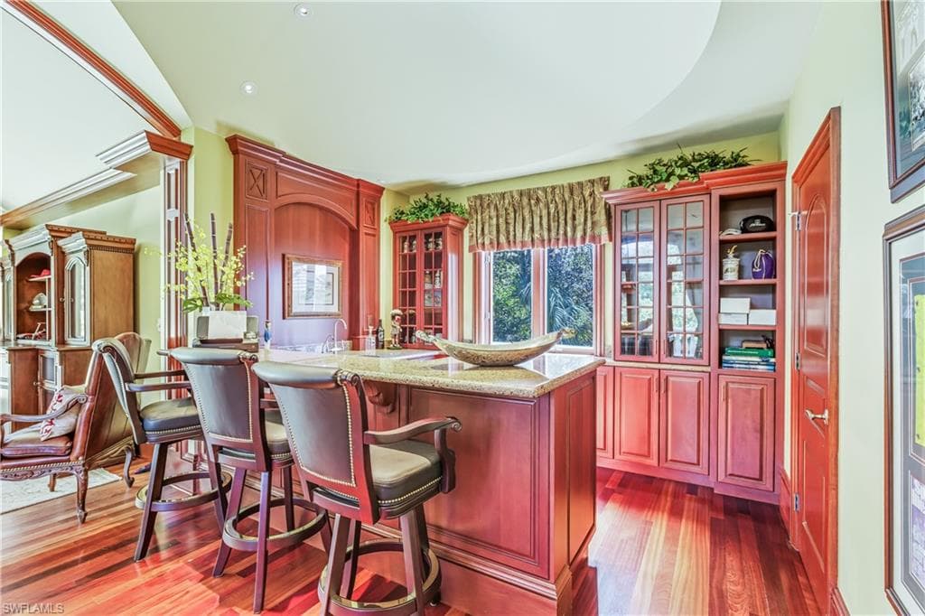 4457 Club Estates Dr, Naples, FL 34112-32