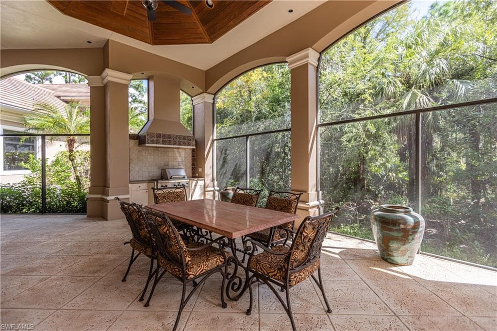 4457 Club Estates Dr, Naples, FL 34112-45