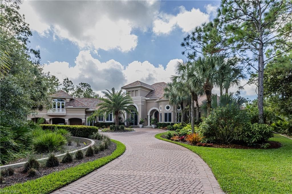 4457 Club Estates Dr, Naples, FL 34112-3