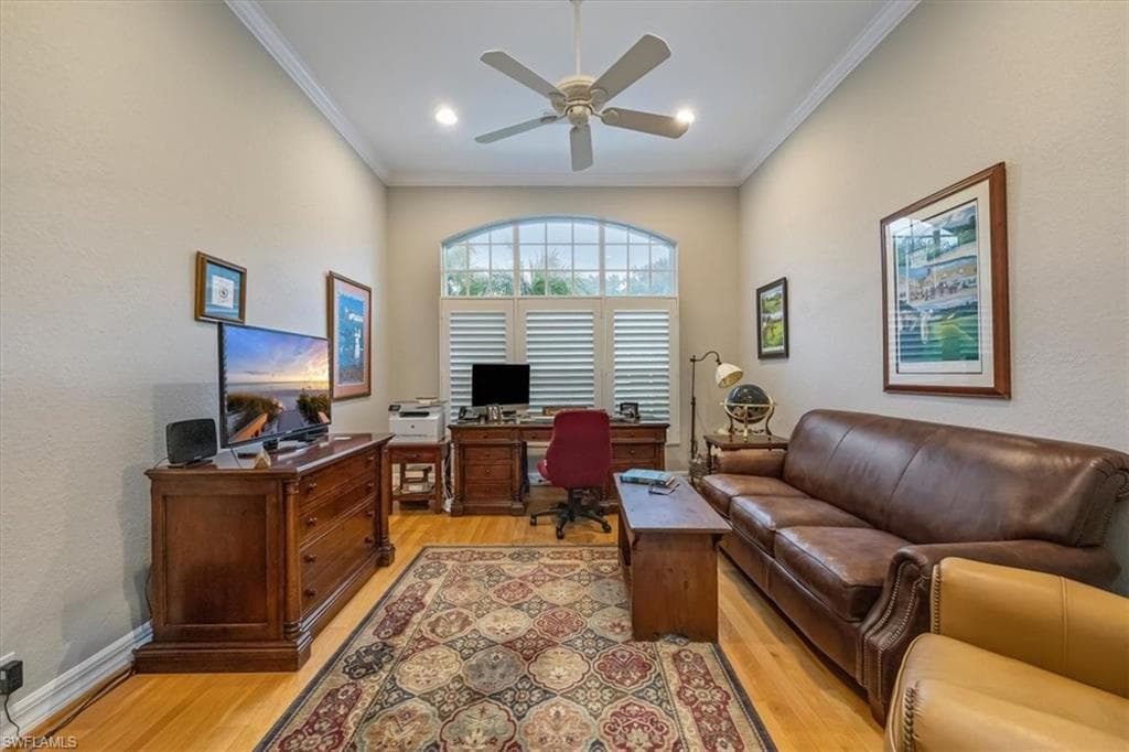 537 Wedgewood Way, Naples, FL 34119-13