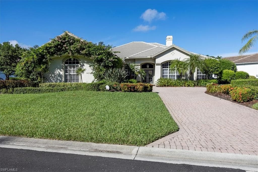 537 Wedgewood Way, Naples, FL 34119-3
