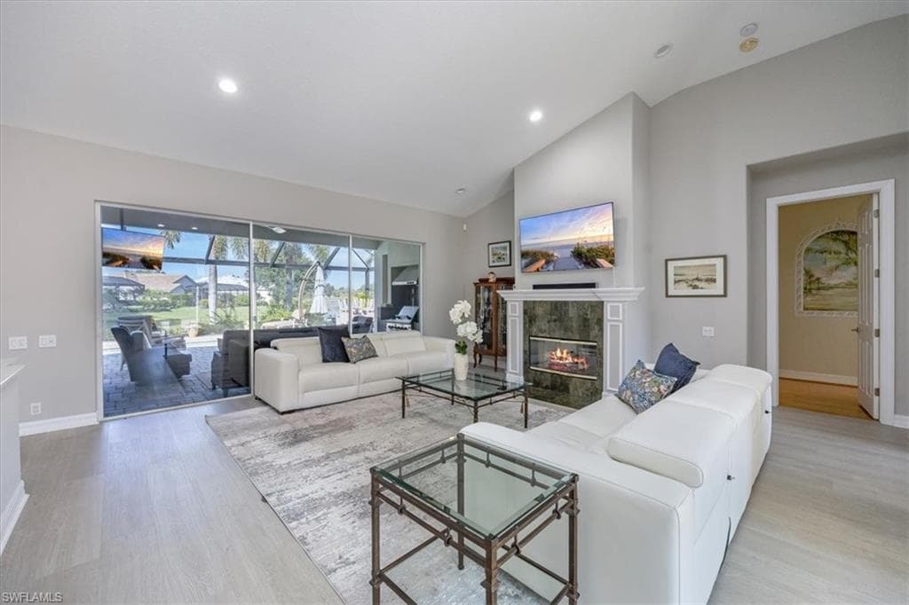 537 Wedgewood Way, Naples, FL 34119-7