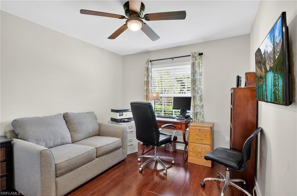 7613 Citrus Hill Ln, Naples, FL 34109-20